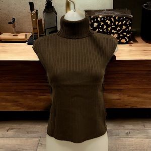 NWT Sleeveless Turtleneck